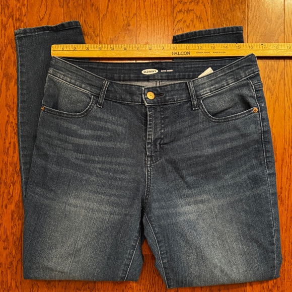 Old Navy | EUC Women’s Super Skinny Dark Jeans Size 12 - Picture 4 of 7